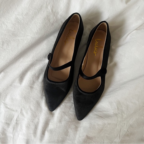 Lulus Shoes - Lulus Velvet Ballet Flats